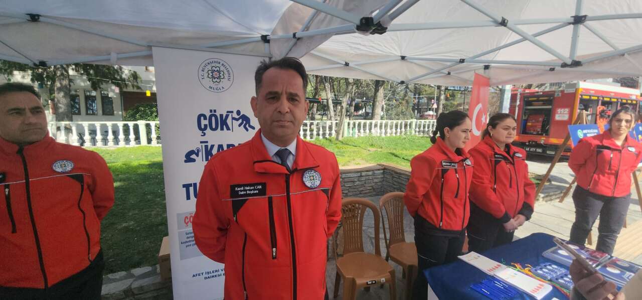 Muğla’da Deprem Bilgilendirme Stantları Kuruldu 3